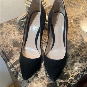 Gianvito Rossi Black Suede Pumps